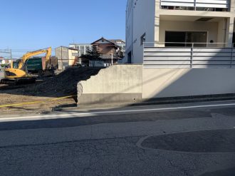 鶴ヶ島市上広谷　擁壁撤去工事を行いました。