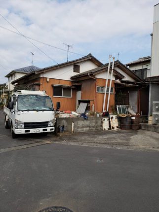 毛呂山町下川原の解体工事を行いました。